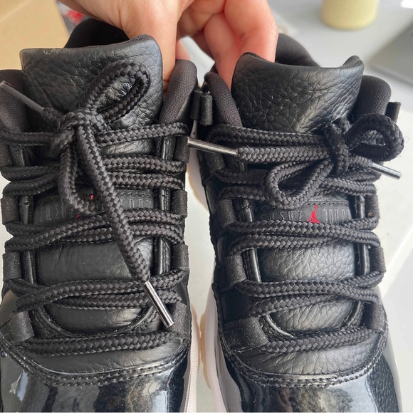 Air Jordan 11 Retro Low GS '72-10' (5Y/6.5W) 528896-001 - Picture 10 of 10